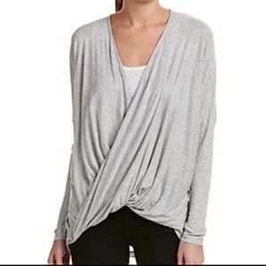 Cabi Women’s Taylor Twist Draped Front Long Sleeve Top Gray Size XS